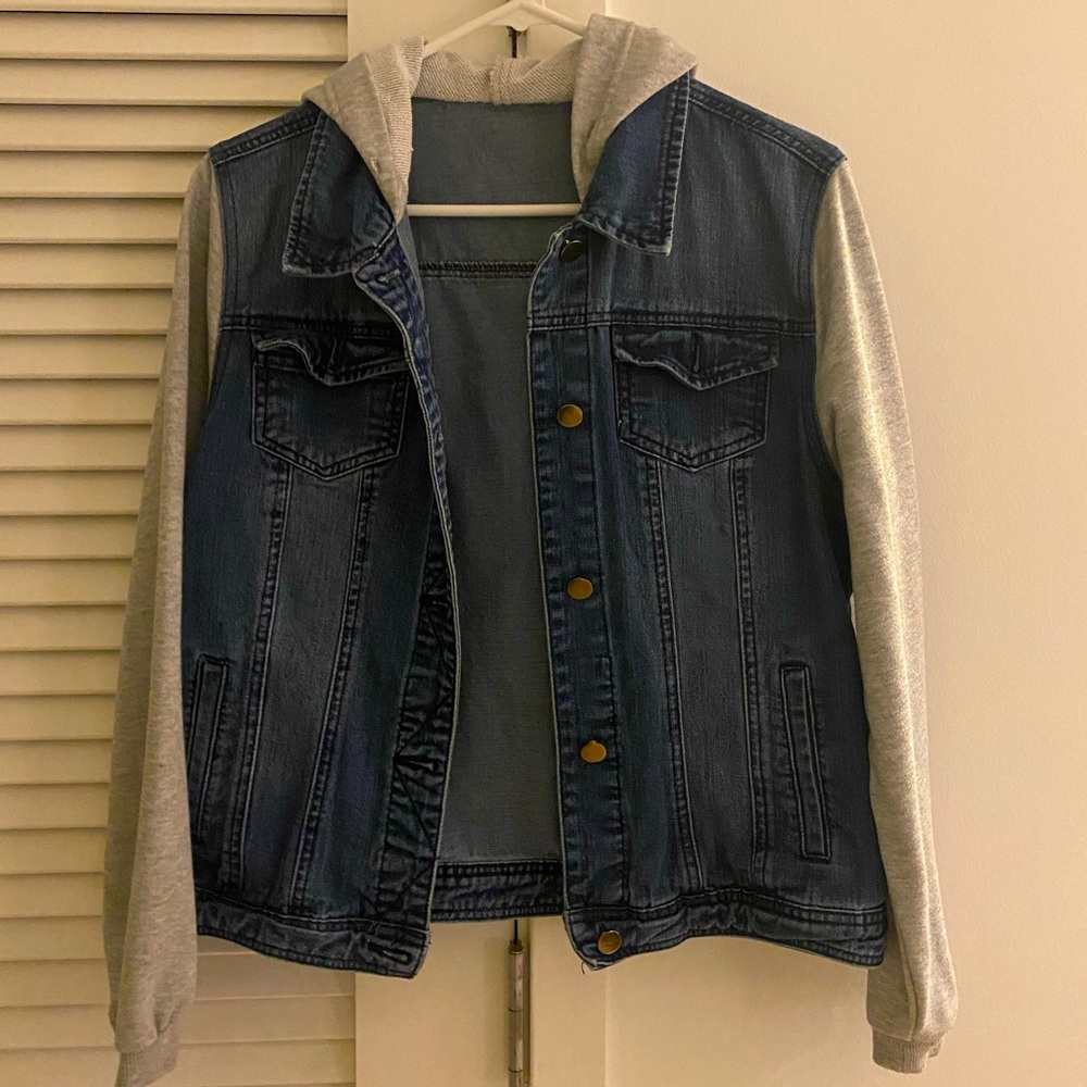 Convertible jean jacket